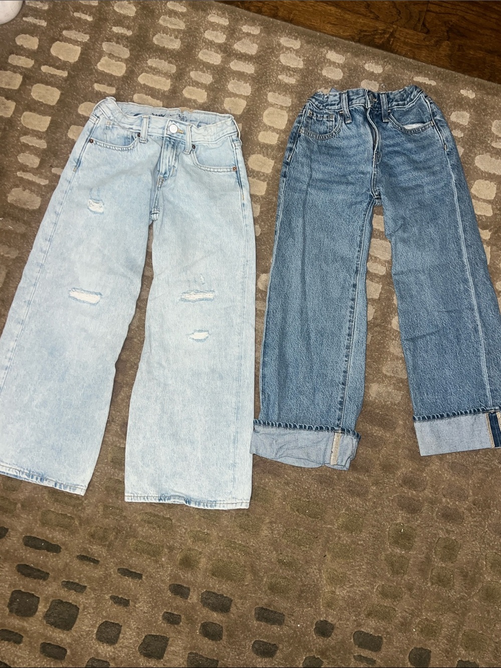 Old Navy Girls' Denim Jeans - Light Wash & Medium Blue, baggy style